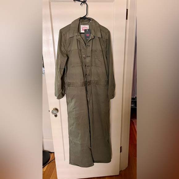 Levi’s Iconic Jumpsuit olive green sz XL NWT - Picture 3 of 11